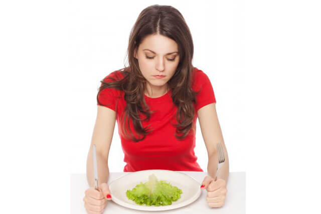 cycle of bingeing and dieting